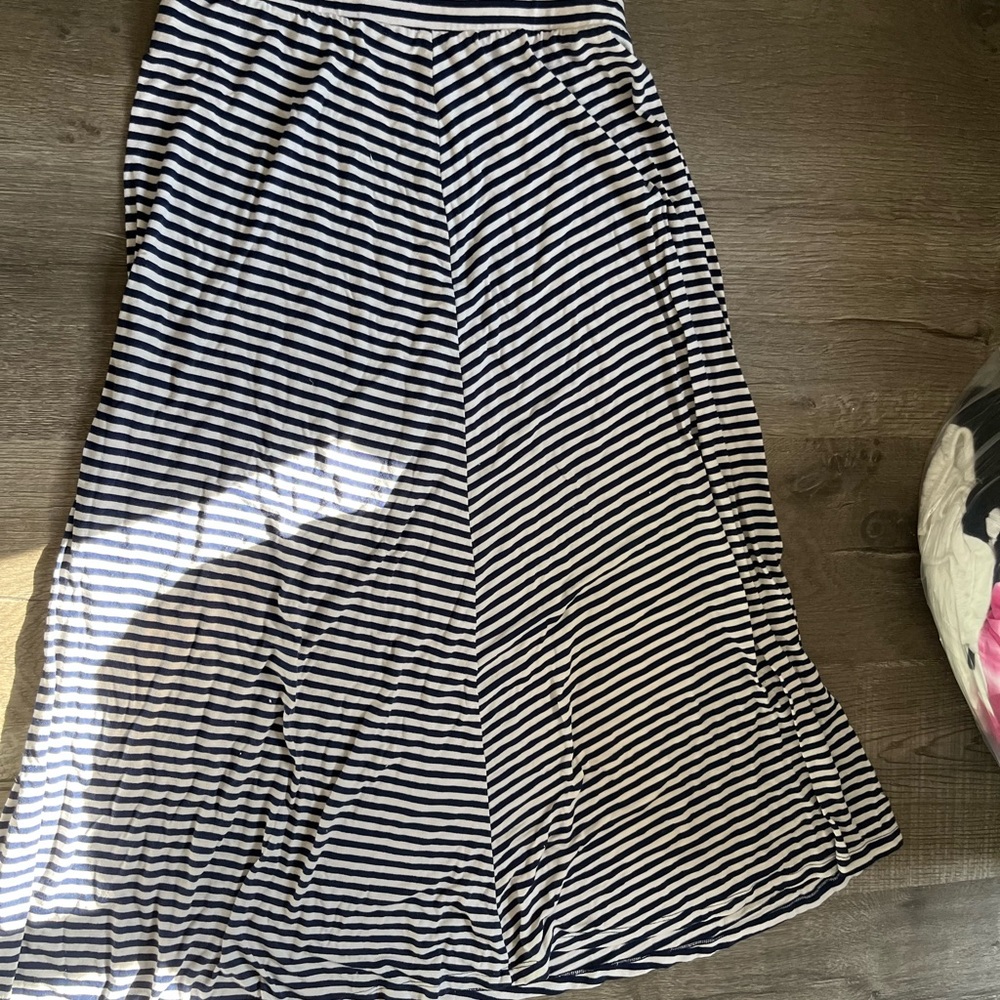 girls skirt